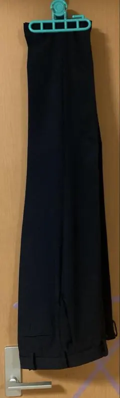 感動パンツ　W76cm レングス73センチから1.5センチ丈詰め　黒　ほつれ有