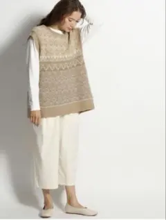 nico and...ベージュ系 編み込み模様 ニットベスト