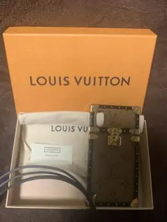 Louis Vuitton iPhoneケース トランクスタイル　xsのサムネイル
