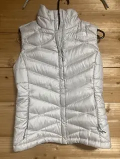 ダウンベスト　ノースフェイス　 THE NORTH FACEのサムネイル