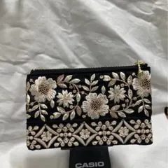 インド刺繍リボン　ポーチ　ハンドメイドのサムネイル