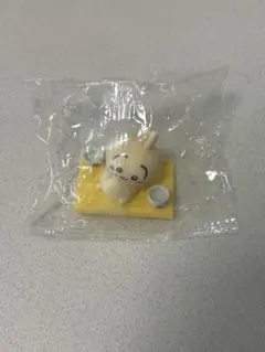 ちいかわ　松屋　鬼辛カレー　フィギュア　うさぎ