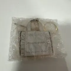 JILL by JILL STUART フリルトートメタルキーホルダーホワイト