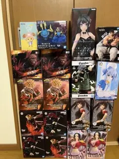 新作 プライズ アニメキャラクターフィギュア　18個セット