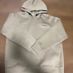 ライトブラウン　フード付きパーカー