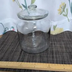 ガラス製保存容器 蓋付きのサムネイル
