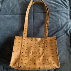 Item thumbnail for item 2095b9bd-b3d5-48bf-802c-db42c3ba4c31