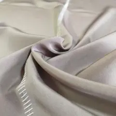 着物のはぎれ 薄茶色 錦紗縮緬 半巾92cmが2枚 八掛