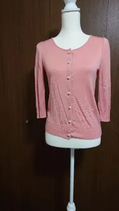 美品パールボタンカーディガンのサムネイル
