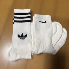 アディダス、NIKEソックスのサムネイル