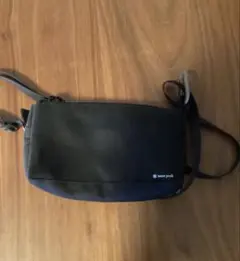 新品未使用　JINS × Snowpeak サコッシュ　ブラックのサムネイル