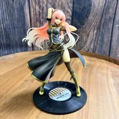 Item thumbnail for item 031ac94f-9794-4bb4-8182-dd51a9a2b2dc