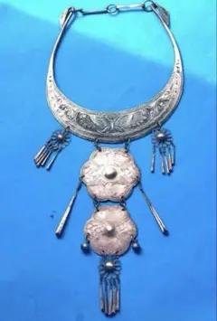 Item thumbnail for item f135ec6c-cb78-47a8-b4bb-44b5474bb45b