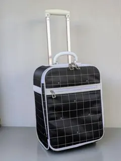 クレージュ　Courreges　キャリーケース　旅行かばん　キャリーバッグのサムネイル