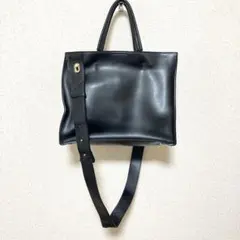 Le Verni トートバッグ黒（ストラップ付） 通勤 シンプルのサムネイル