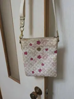 コーチショルダーバッグ