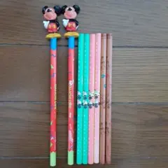 ミッキーマウス　ミニーマウス　鉛筆　８本　まとめ売り