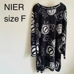 ニーアクロージング　半袖　黒　Tシャツ ロゴのサムネイル