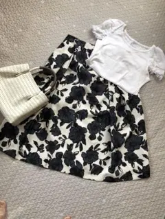エクラ　花柄　フレアースカート　新品　未使用