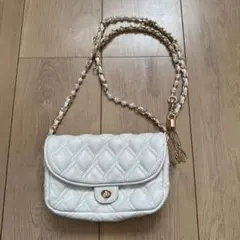 リリーブラウンホワイトキルティングショルダーミニバッグ
