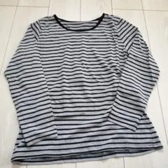 授乳服 グレーと黒のストライプ 長袖