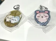 ちいかわ ラメキーホルダー モモンガ ラッコさん かにちゃん2個セット
