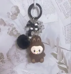 ラブブ LABUBU キーホルダー