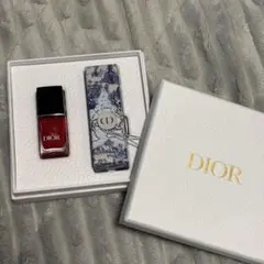Dior ネイルポリッシュとリップスティックセット