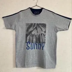 ikka X/LARGE Tシャツ グレー SUNNY