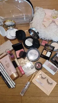 メイク。コスメ。セット。ポーチ次き。