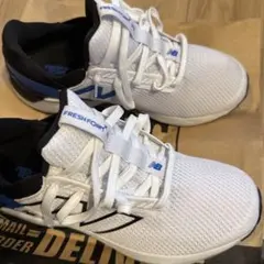 New Balance Fresh Foam ホワイト/ブルー