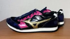 ミズノ ビルドトレーナー シューズ 黒/ピンク/金 25.5cm