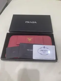 プラダ　リボン　サフィアーノ　長財布