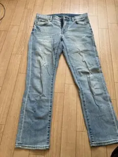 UNIQLO ダメージ加工 ストレートジーンズ 29