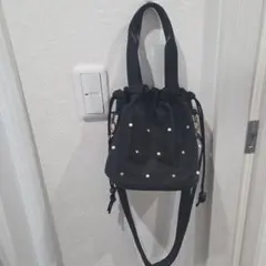 巾着ショルダーバッグ 黒　パール　ビジュー