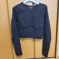Holister クロップドトップス　長袖のサムネイル