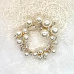 ブローチ　パール　フォーマル　入学式　卒業式 568-2