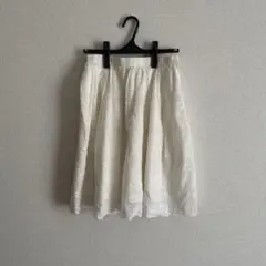 【 24時間以内発送 】 ホワイト フレアスカート ひざ丈