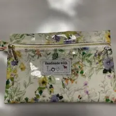 ラミネートおしゃれな花柄生地　フラットポーチ　ハンドメイド
