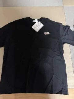 MONCLERのTシャツ。