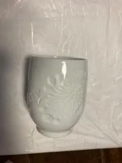 有田焼　白磁の湯呑み