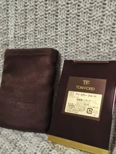 TOM FORD アイ カラー クォード 31 スール サーブルのサムネイル