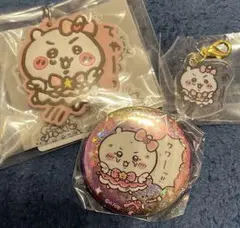 ちいかわ　まじかるちいかわ　缶バッジ　ラバーキーホルダー　チャーム