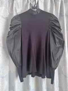 SNIDEL パフスリーブ ブラックトップス