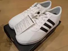 adidas ホワイト/ブラック スニーカー