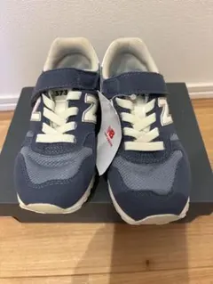 New Balance 373 ブルー ネイビーキッズスニーカー　17㌢