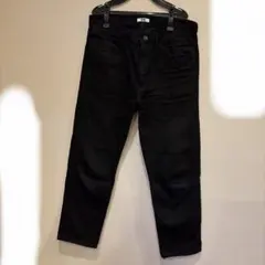 UNIQLO 黒　デニム　32インチ　メンズ