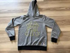 Item thumbnail for item 62c18114-fe54-44f0-8dfc-32af30cefb1b