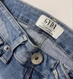 GYDA スキニーデニム ダメージ加工のサムネイル