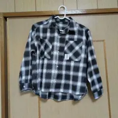未使用バースデイ!!黒白チェック柄 長袖シャツ140